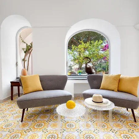 Estate4home - Field Positano