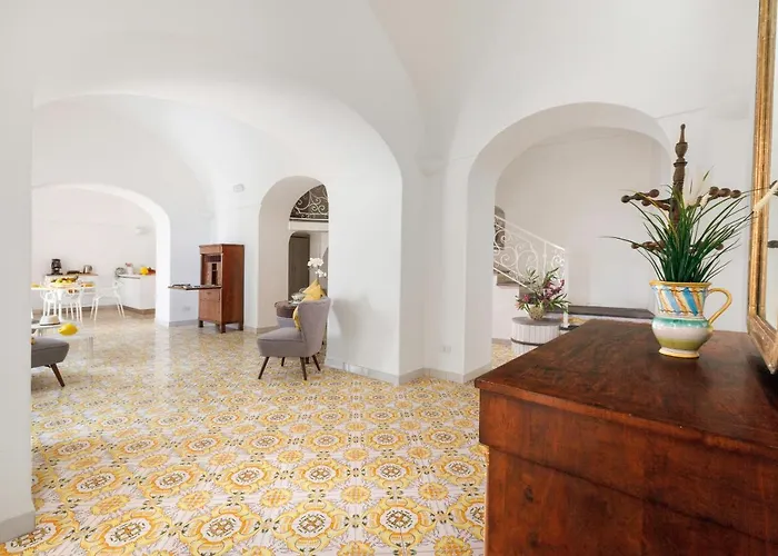 빌라 Estate4home - Field *