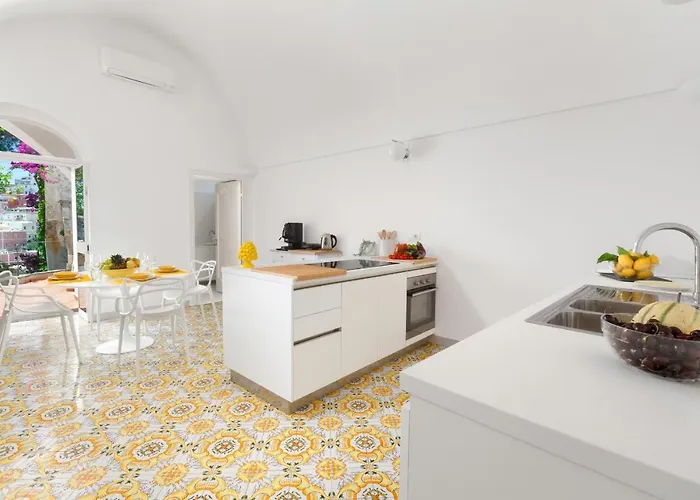 Estate4home - Field 빌라 *