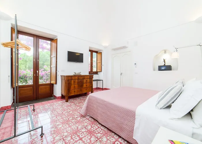 Estate4home - Field 빌라