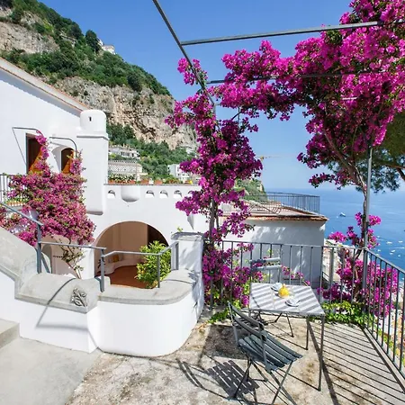 Estate4home - Field Positano